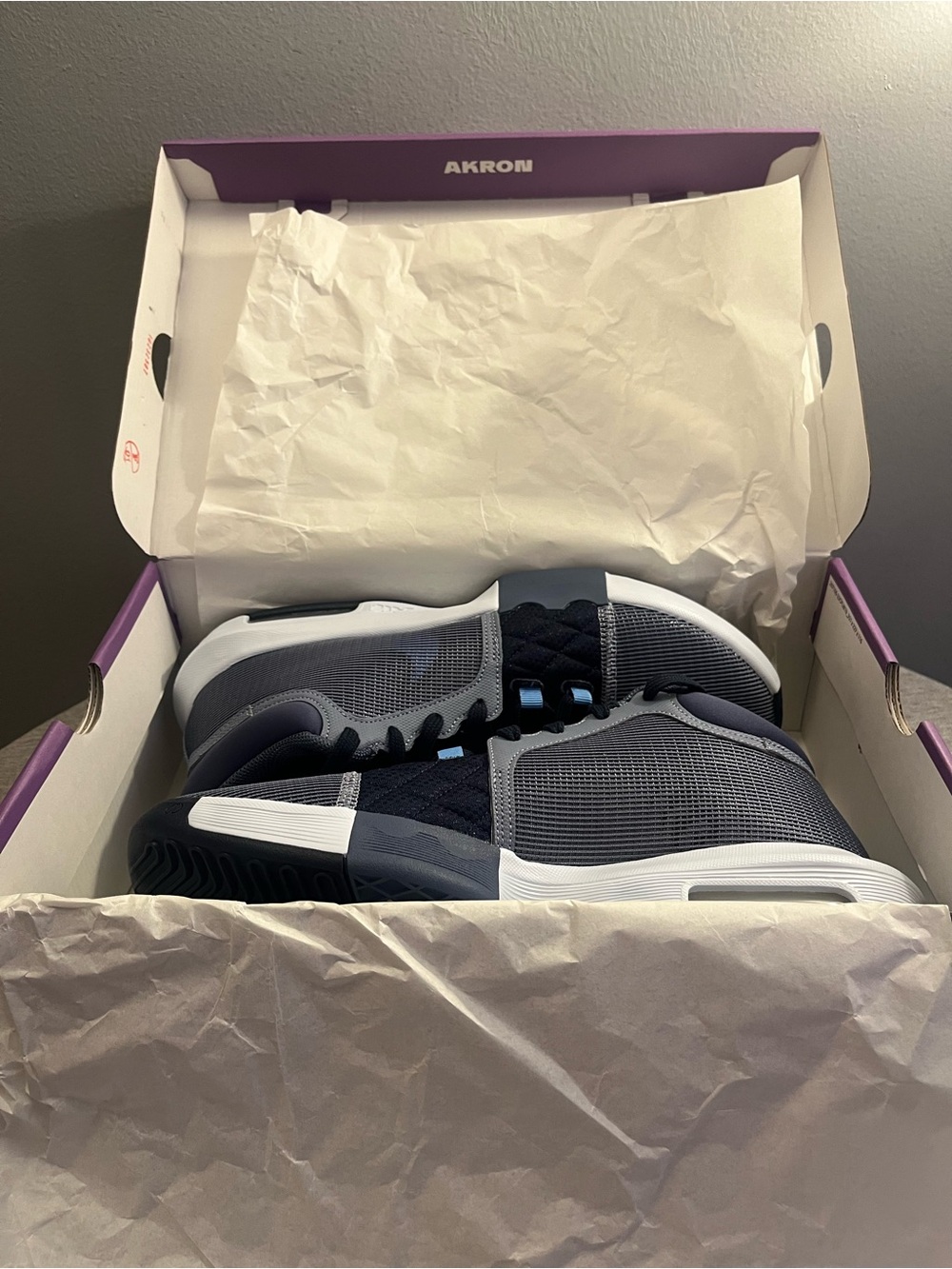 Nike Lebron Witness VIII Ashen Slate White Men's Shoe Size 11.5 FB2239-400 - Picture 11 of 11